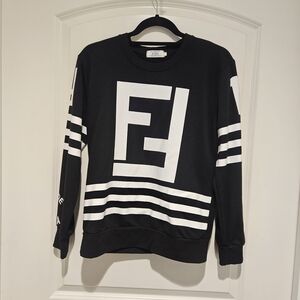 Fendi Black and White Graphic Logo Crewneck Sweatshirt #813